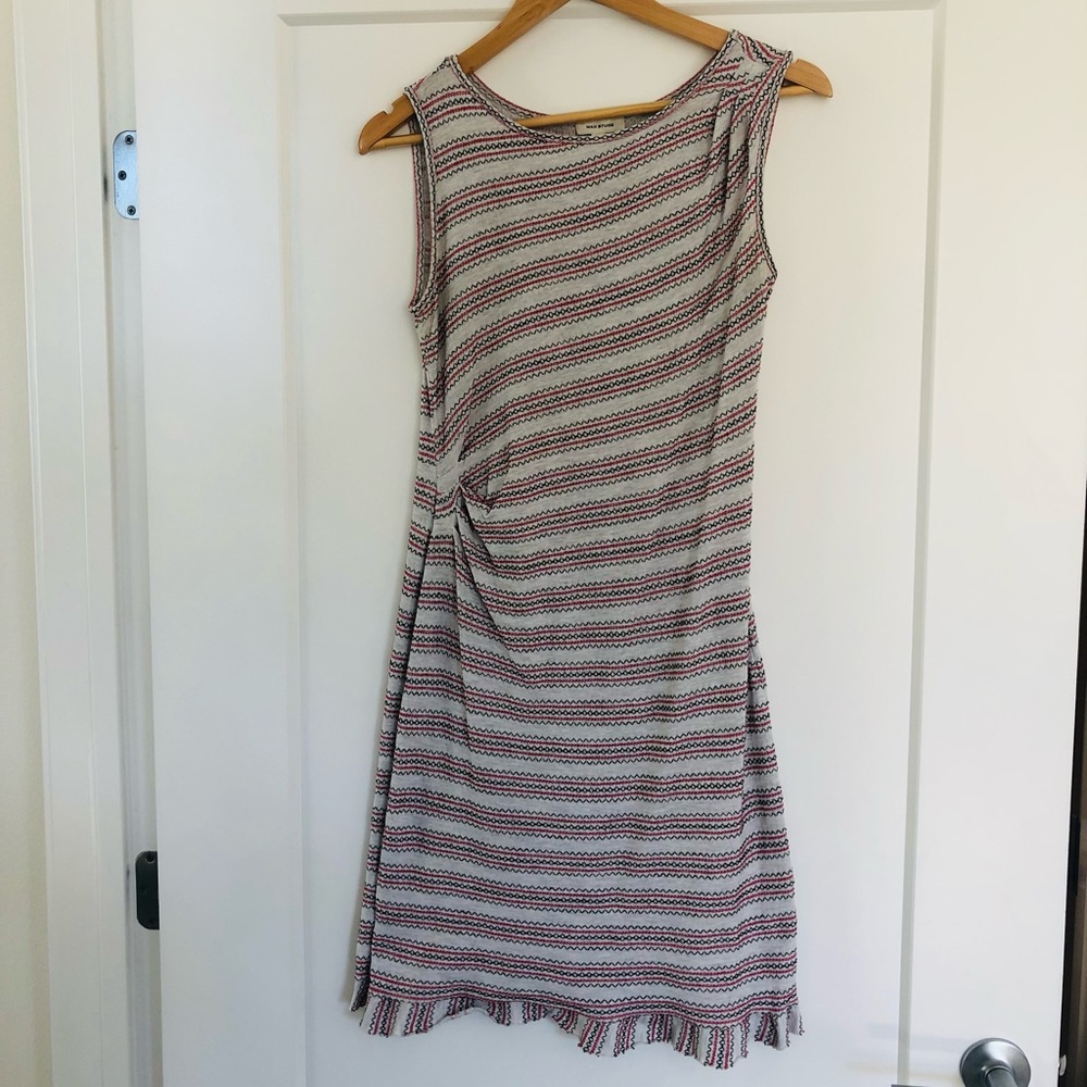 Max studio dress size small